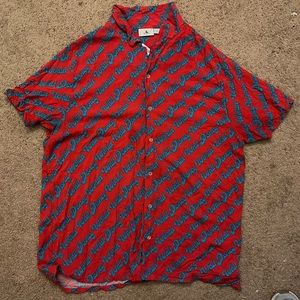 Walt Disney World Parks Red & Blue Retro Hawaiian Men's Camp Shirt.